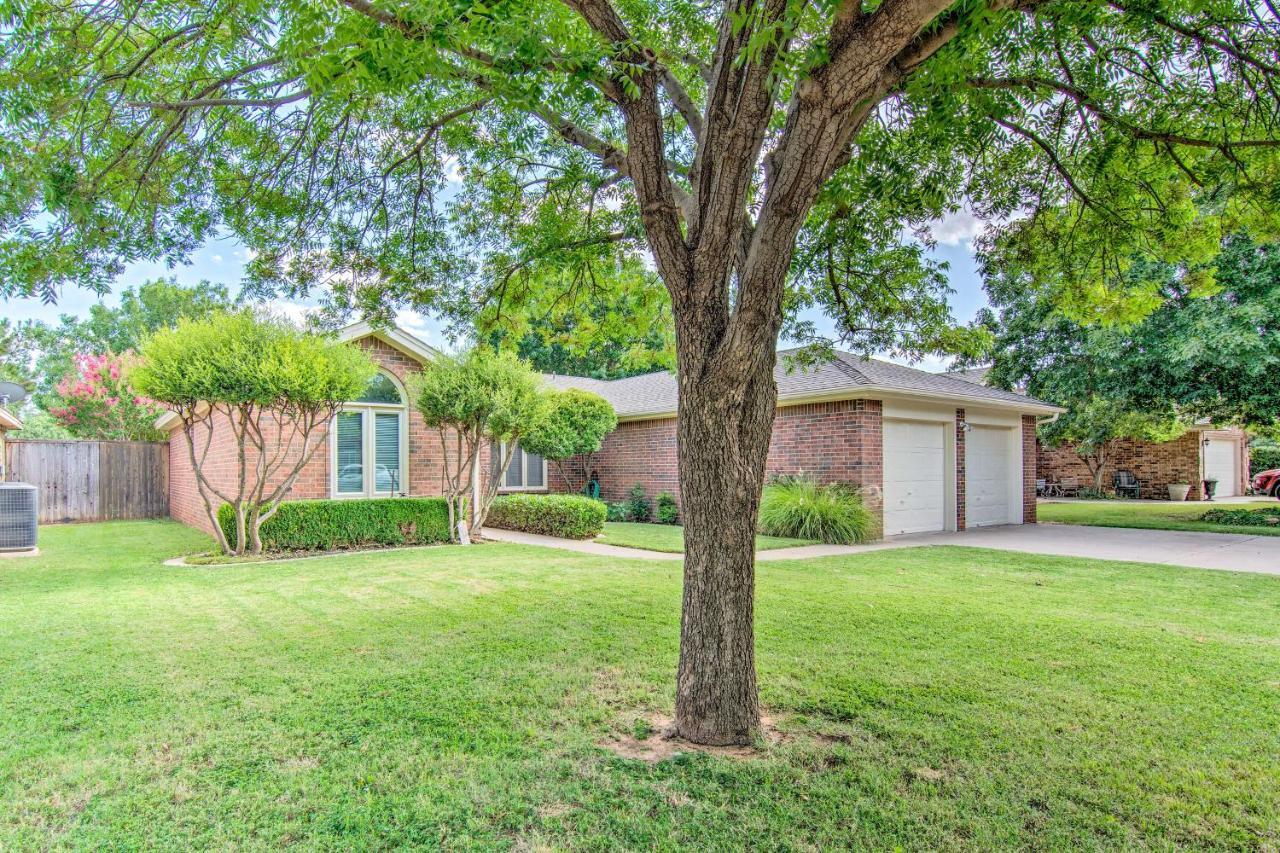 Lubbock Home With Deck And Yard - 8 Miles To Ttu! Exterior foto